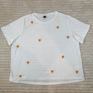 NEW Shein Curve Women's 4XL White Embroidered Sunflowers Short‎ Sleeve T Shirt